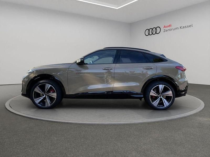 Gebraucht Audi SQ5 S-Line 367 PS (269 kW) 2025 Sakhirgold metallic SUV