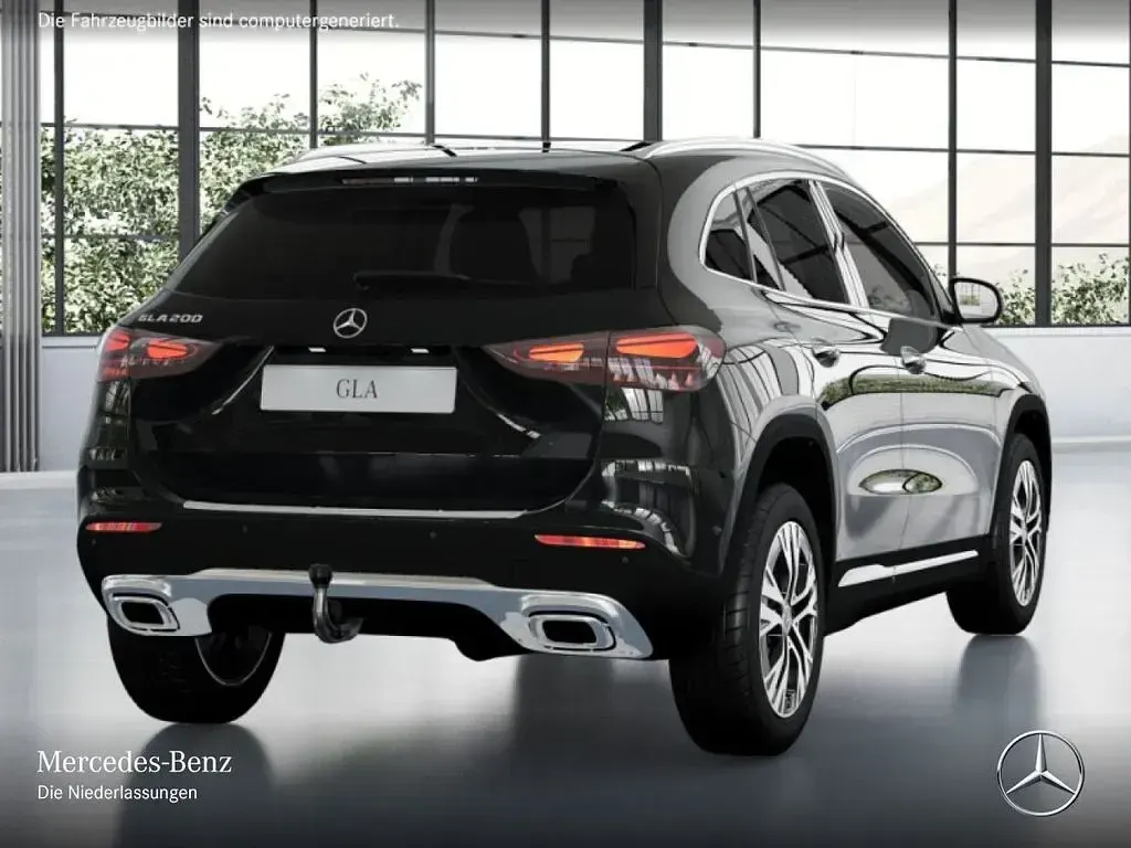 Gebraucht Mercedes GLA200 Progressive 163 PS (119 kW) 2026 Schwarz SUV