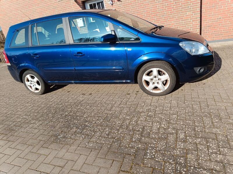 Blau Gebraucht 2008 Opel Zafira Family Van / Kleinbus | 3.400 € (Fairer Preis) - Bild 1/4