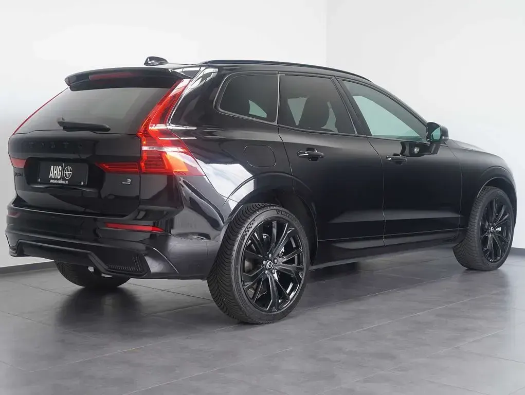 Gebraucht Volvo XC60 Plus 398 PS (292 kW) 2024 Schwarz SUV