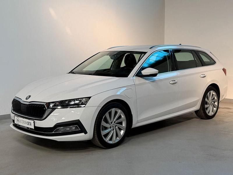 Gebraucht Skoda Octavia Style 204 PS (150 kW) 2021 Weiß Kombi