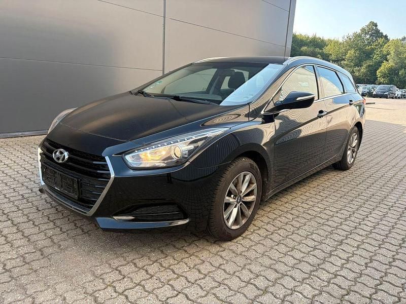 Schwarz Gebraucht 2017 Hyundai i40 Style Limousine | 6.900 € (Superpreis) - Bild 1/4