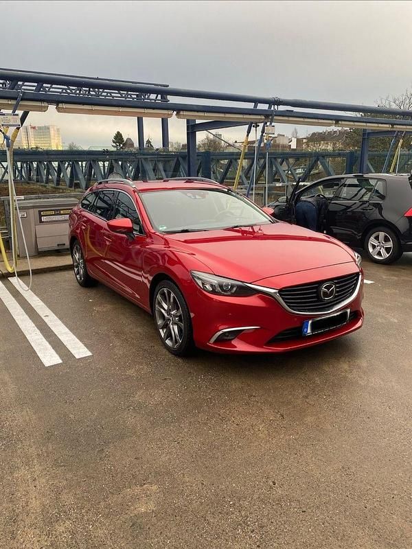 Rot Gebraucht 2015 Mazda 6 Sports-Line Kombi | 6.300 € (Guter Preis) - Bild 1/4