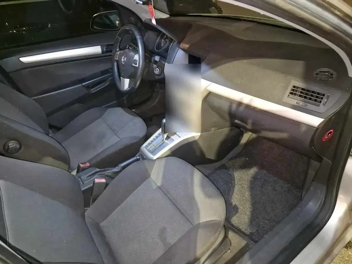 Gebraucht Opel Astra 110 PS (80 kW) 2007 Silber Kombi