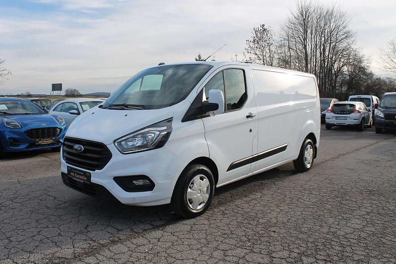 Weiß Gebraucht 2021 Ford Transit Custom Van / Kleinbus | 16.989 € (Guter Preis) - Bild 1/4