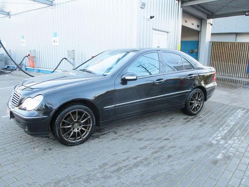 Gebraucht 2001 Mercedes C180 Avantgarde Limousine | 2.100 € (Guter Preis) - Bild 1/4