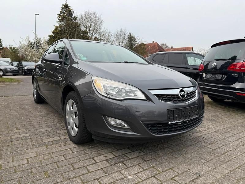 Gebraucht Opel Astra 116 PS (85 kW) 2010 Grau Kleinwagen
