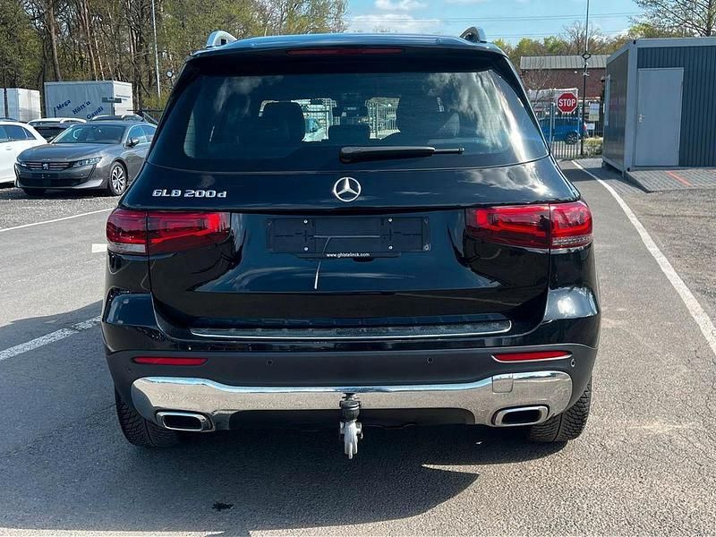 Gebraucht Mercedes GLB200 Luxury 150 PS (110 kW) 2022 Schwarz SUV