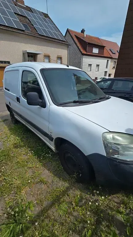 Gebraucht Peugeot Partner 75 PS (55 kW) 2006 Weiß Van / Kleinbus