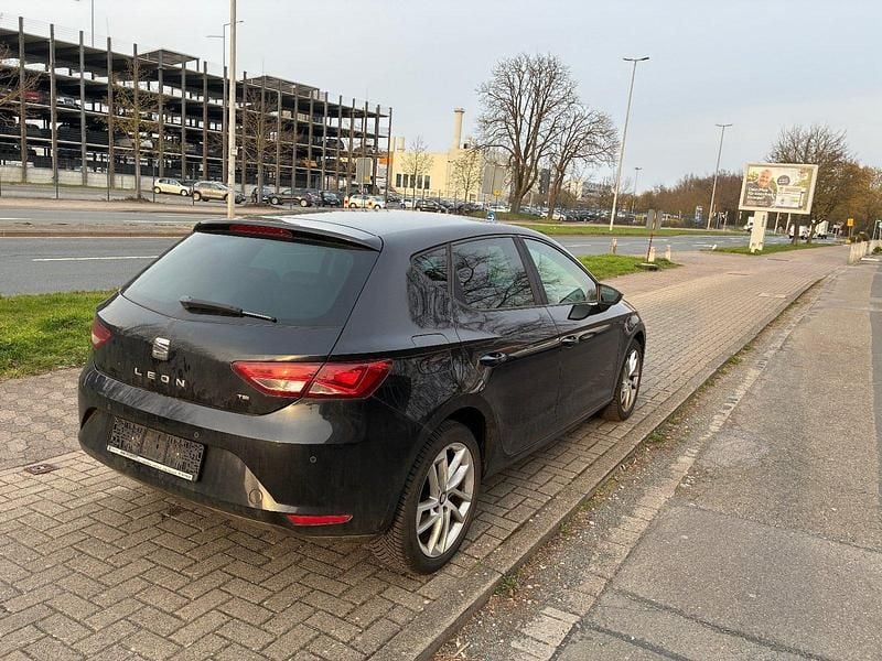 Gebraucht Seat Leon Style 105 PS (77 kW) 2013 Schwarz Limousine