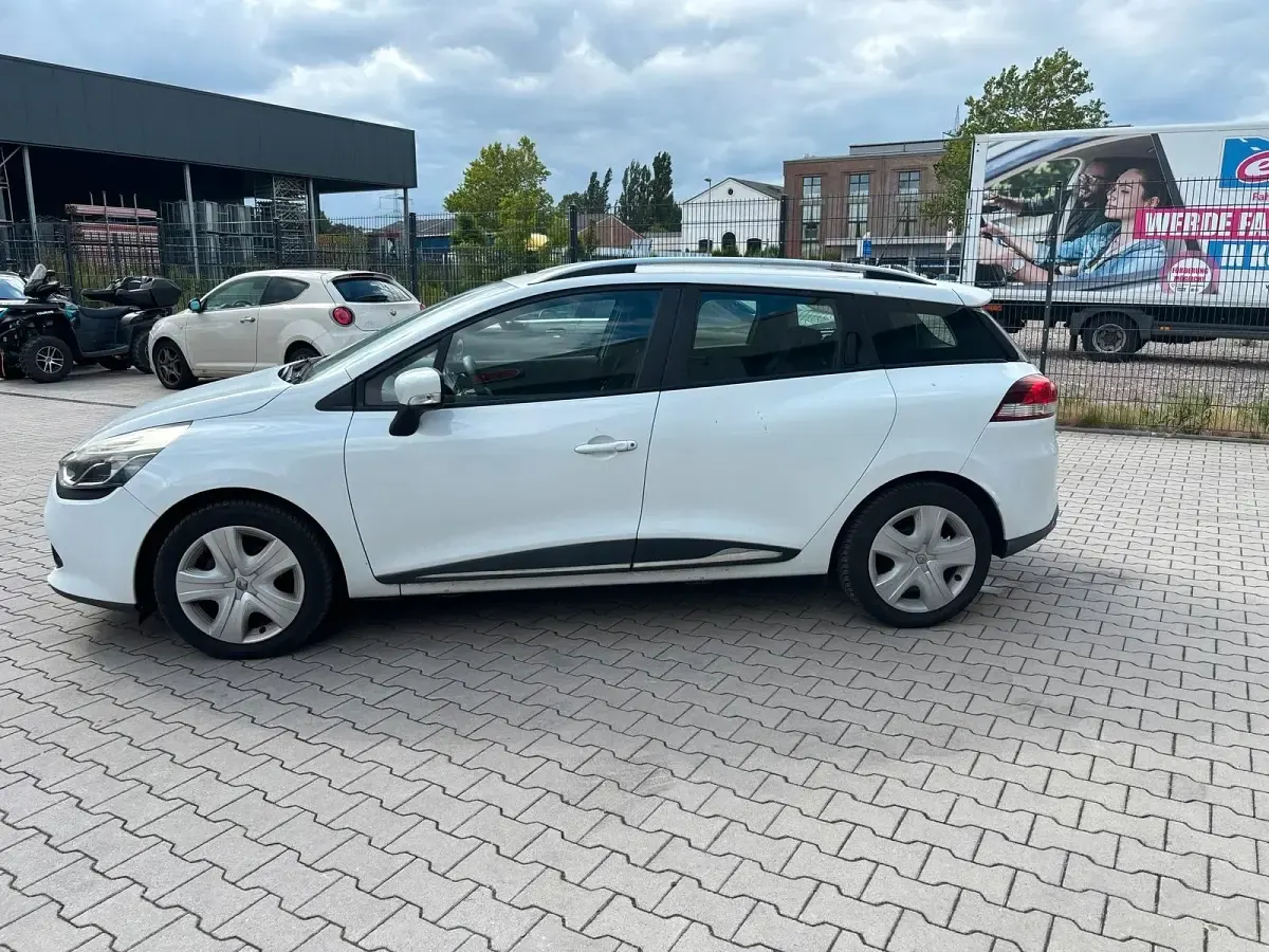 Gebraucht Renault Clio 73 PS (53 kW) 2014 Weiß Kombi