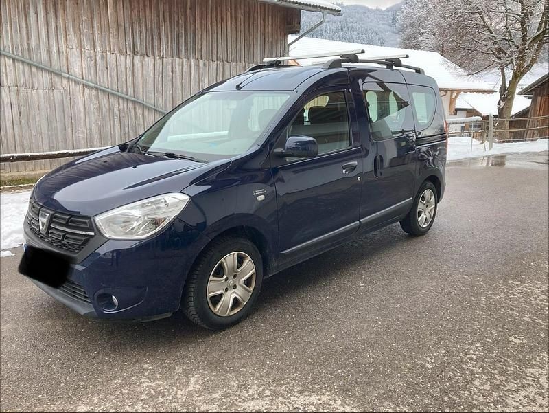 Gebraucht Dacia Dokker 90 PS (66 kW) 2017 Blau Van / Kleinbus
