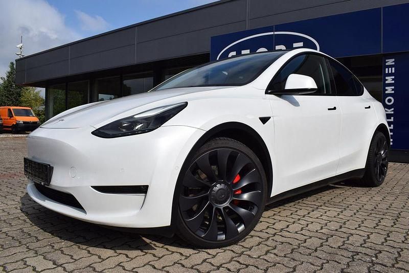 Pearl white Gebraucht 2022 Tesla Model Y Performance SUV | 35.490 € (Superpreis) - Bild 1/4