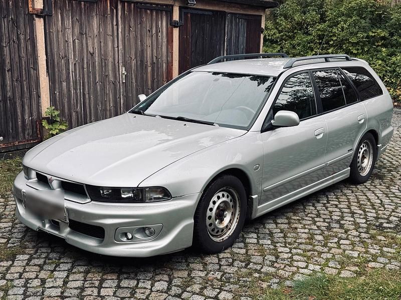 Silber Gebraucht 2002 Mitsubishi Galant Kombi | 2.990 € (Teuer) - Bild 1/4