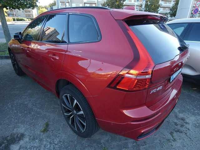 Gebraucht Volvo XC60 173 PS (127 kW) 2023 SUV
