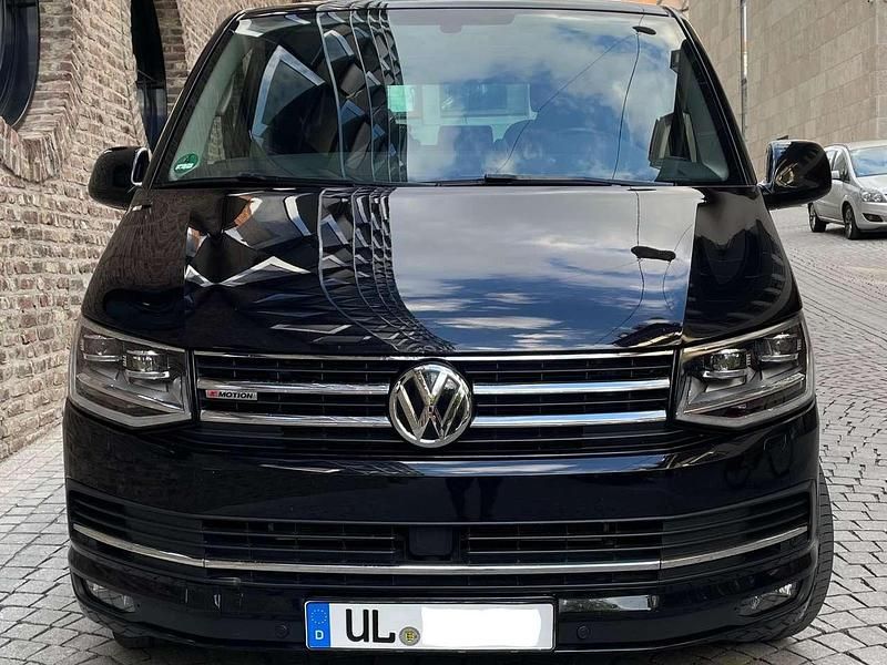 Gebraucht VW Multivan Highline 204 PS (150 kW) 2018 Schwarz Van