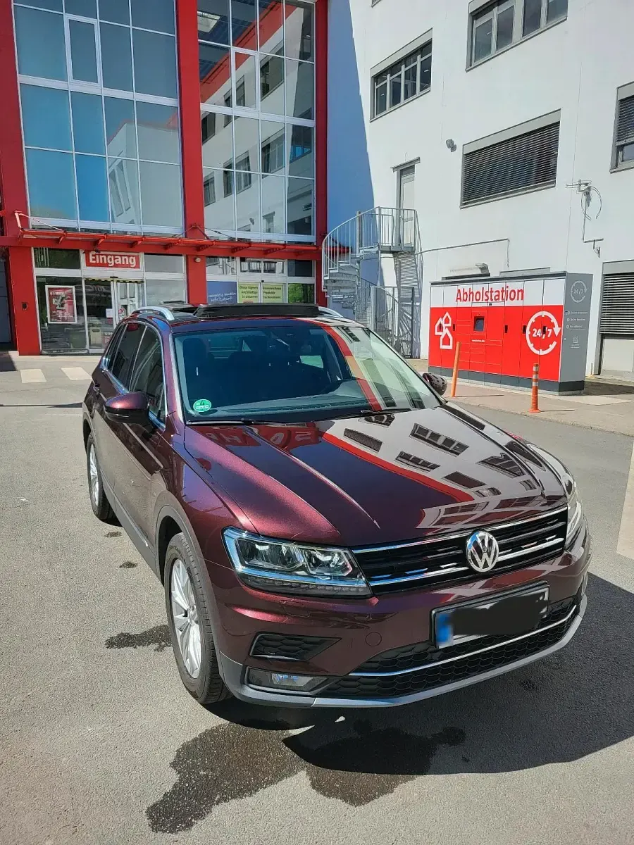 Gebraucht VW Tiguan Highline 150 PS (110 kW) 2019 Rot SUV