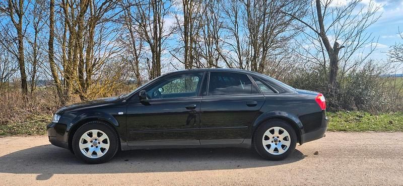 Gebraucht Audi A4 130 PS (95 kW) 2001 Schwarz Limousine