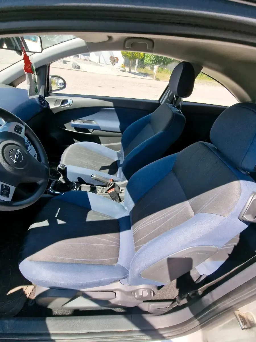 Gebraucht Opel Corsa 60 PS (44 kW) 2009 Grau Kleinwagen