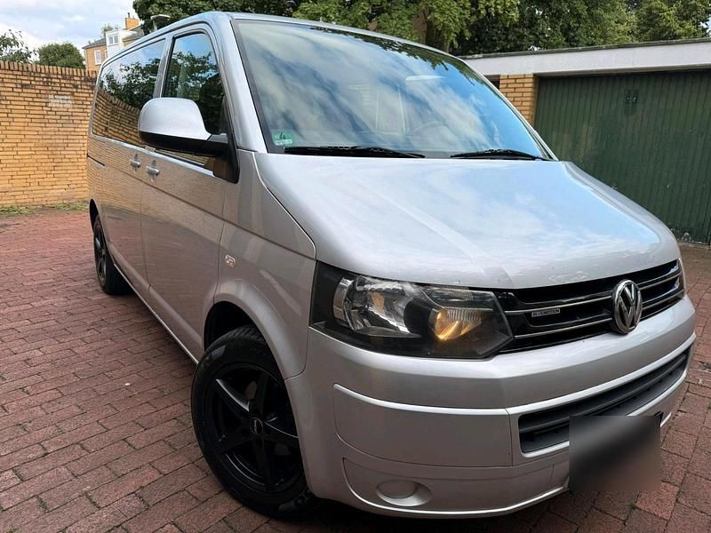 Silber Gebraucht 2012 VW T5 Comfortline Van | 12.900 € (Guter Preis) - Bild 1/4