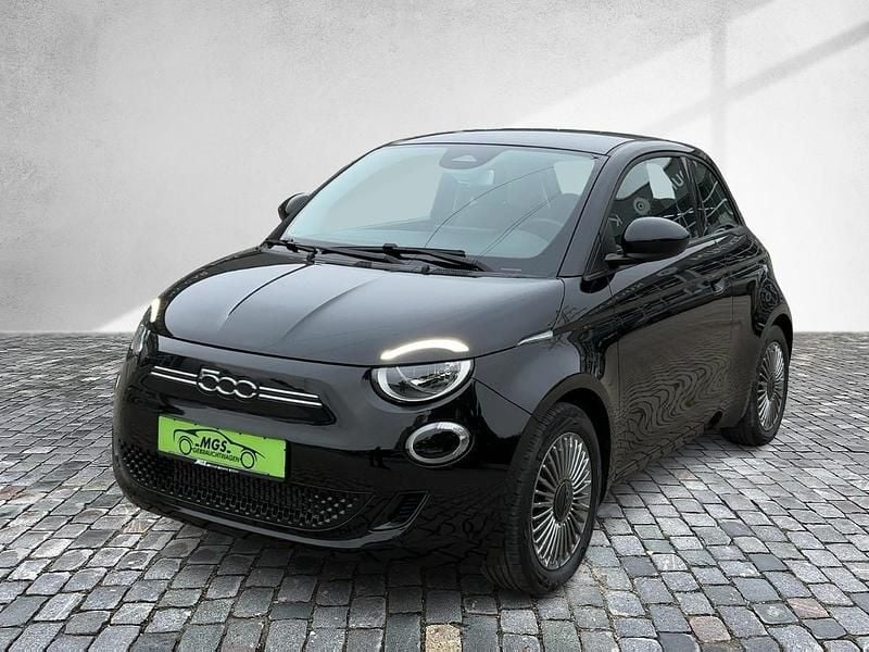 Gebraucht Fiat 500e Icon 86 kW (118 PS) 2023 Onyxschwarz Kleinwagen