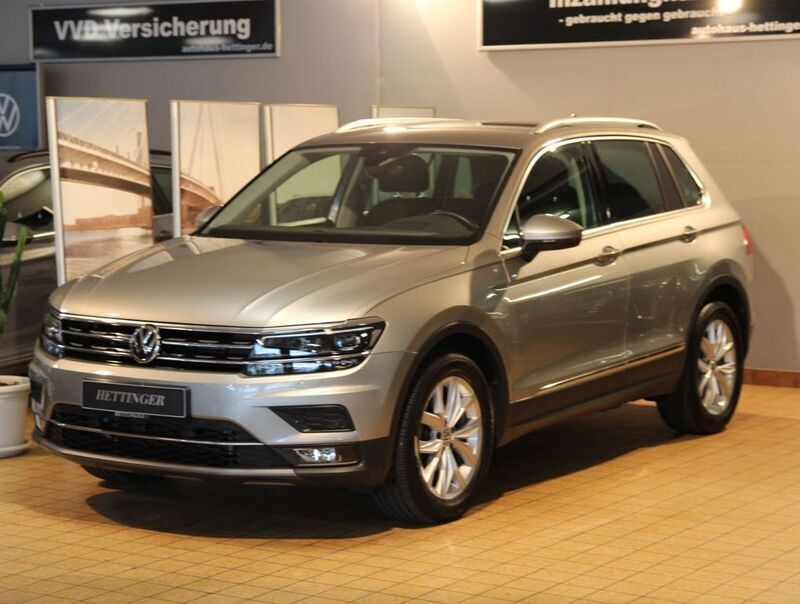 Tungsten silver metallic Gebraucht 2020 VW Tiguan Highline SUV | 29.950 € (Fairer Preis) - Bild 1/4