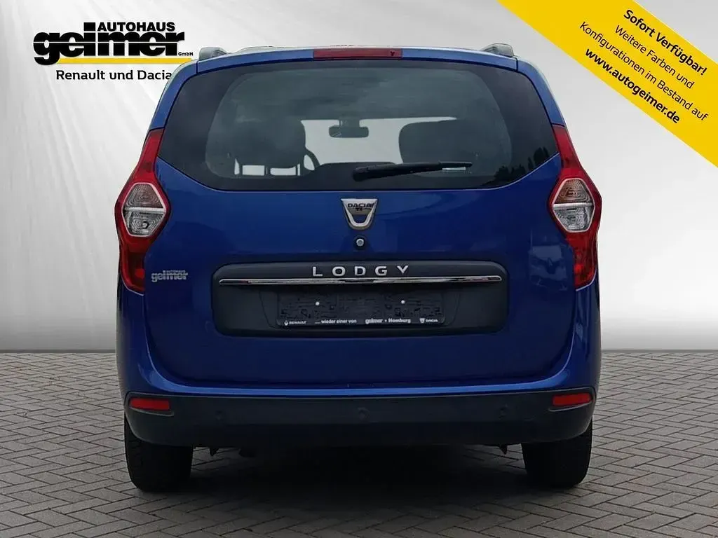 Gebraucht Dacia Lodgy Comfort 131 PS (96 kW) 2021 Blau Van / Kleinbus