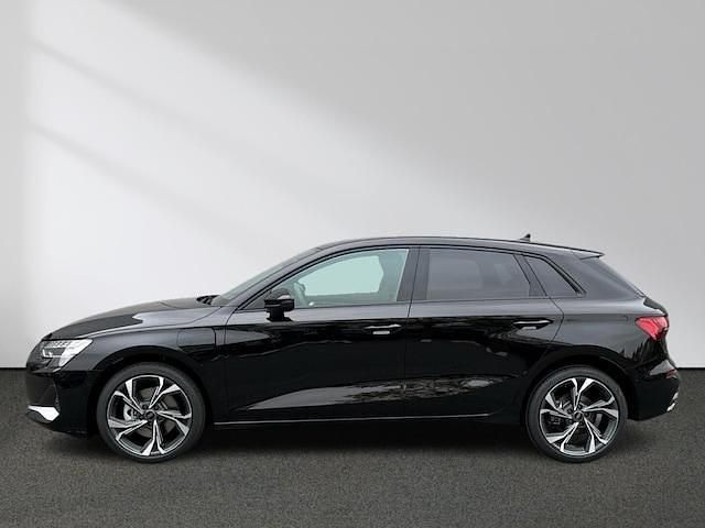 Gebraucht Audi A3 Sportback e-tron Ambiente 204 PS (150 kW) 2026 Brillantschwarz Kleinwagen
