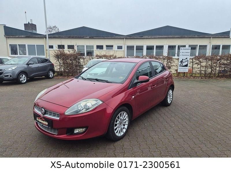 Gebraucht Fiat Bravo 90 PS (66 kW) 2011 Rot Kleinwagen