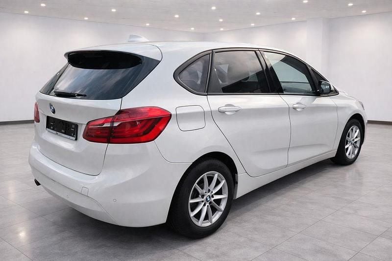 Gebraucht BMW 216 Active Tourer Advantage 102 PS (75 kW) 2017 Weiß Van / Kleinbus