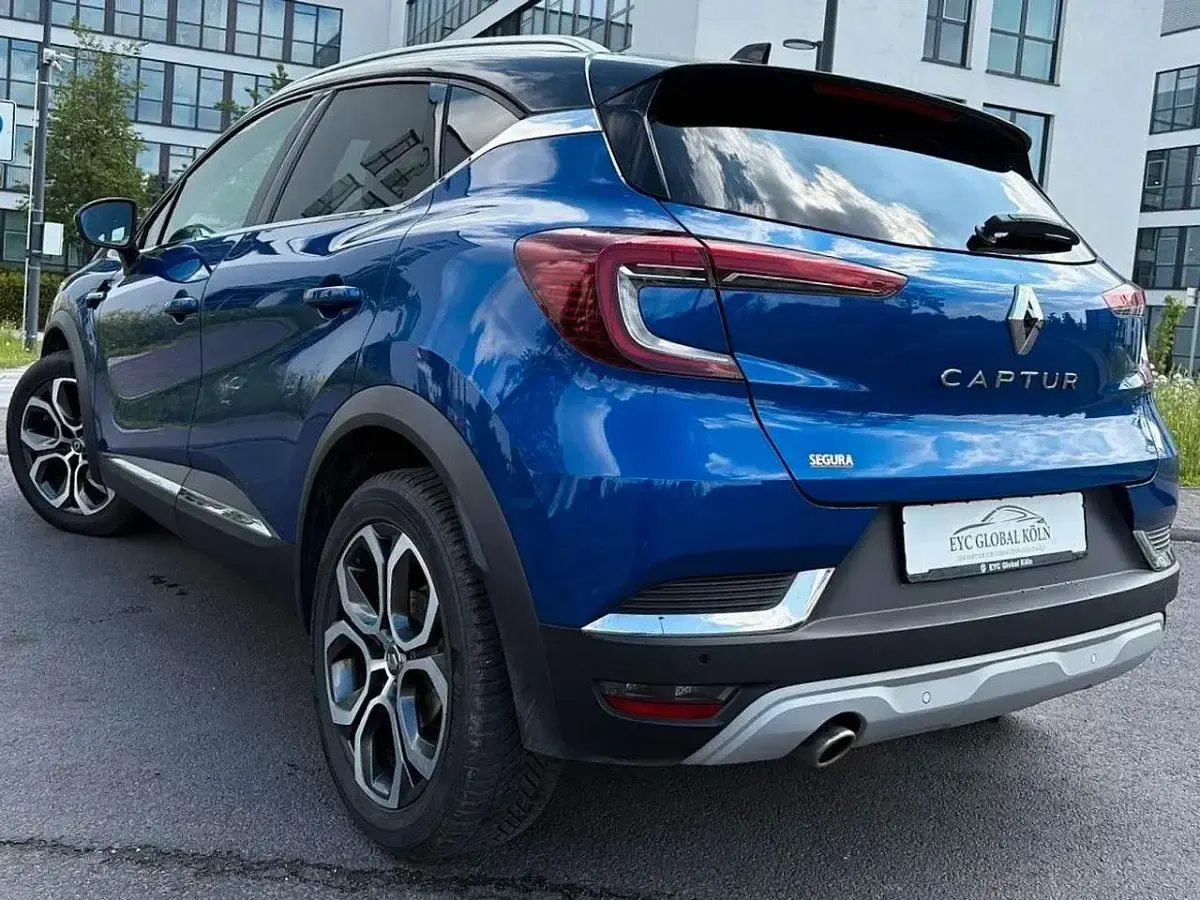 Gebraucht Renault Captur Intens 154 PS (113 kW) 2020 Iron blau SUV