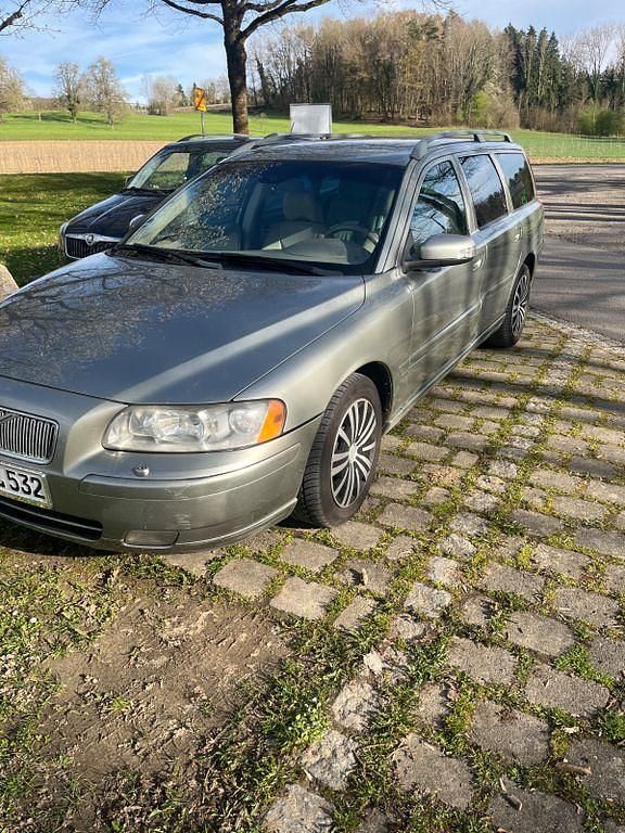Gebraucht Volvo V70 185 PS (136 kW) 2006 Silber Kombi