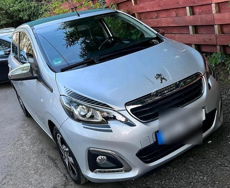 Silber Gebraucht 2020 Peugeot 108 Kleinwagen | 7.800 € (Guter Preis) - Bild 1/4