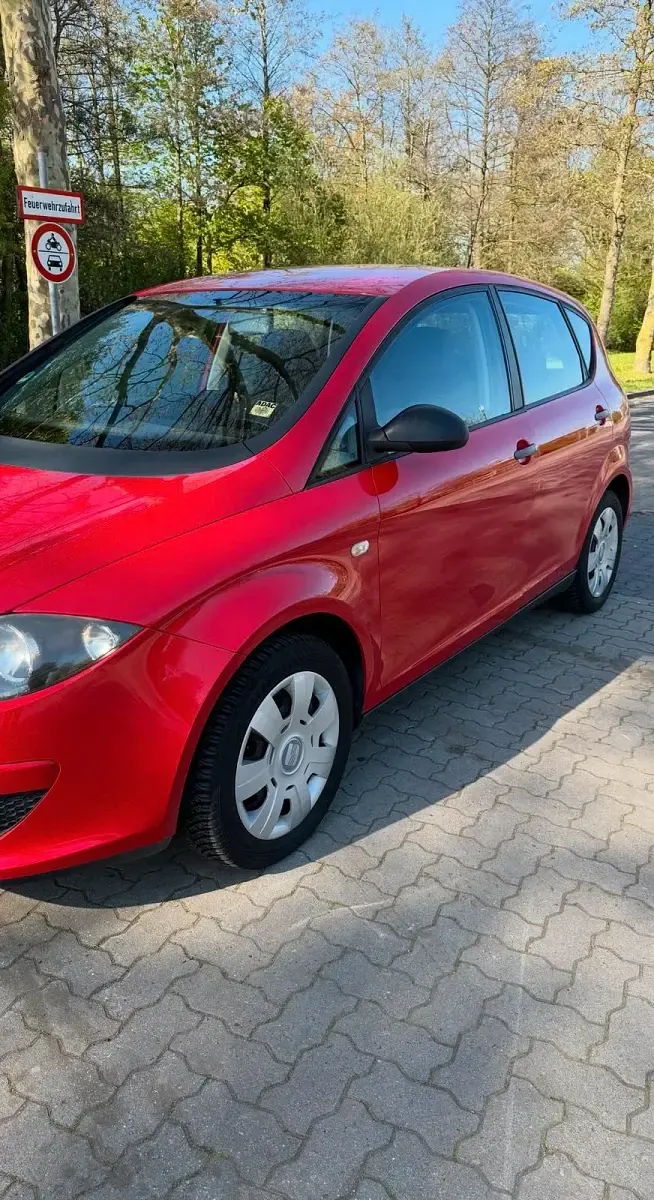 Second-hand Seat Altea 102 CP (75 kW) 2006 Roșu Monovolum