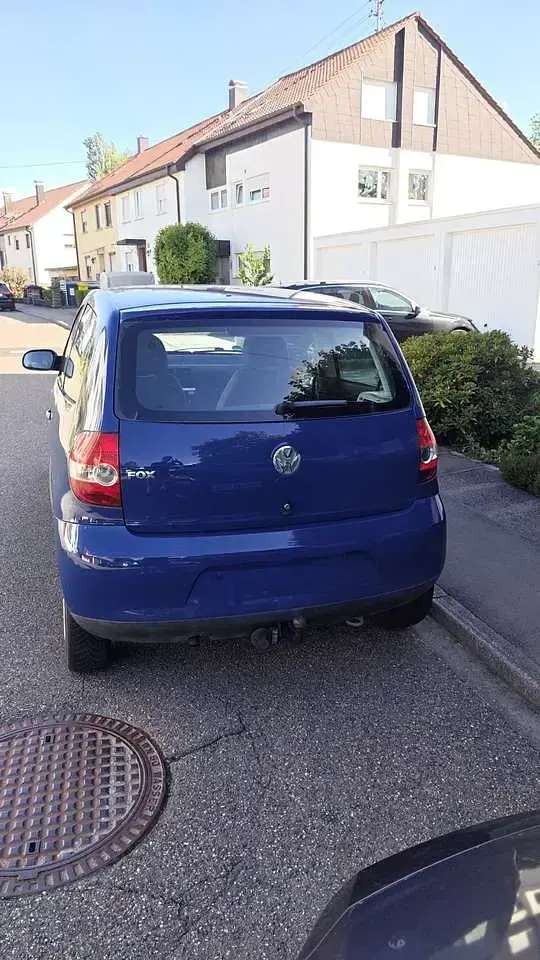 Gebraucht VW Fox 54 PS (39 kW) 2007 Blau Kleinwagen