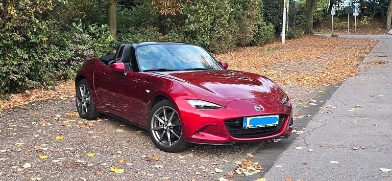 Rot Gebraucht 2022 Mazda MX5 Cabrio | 29.000 € (Fairer Preis) - Bild 1/4