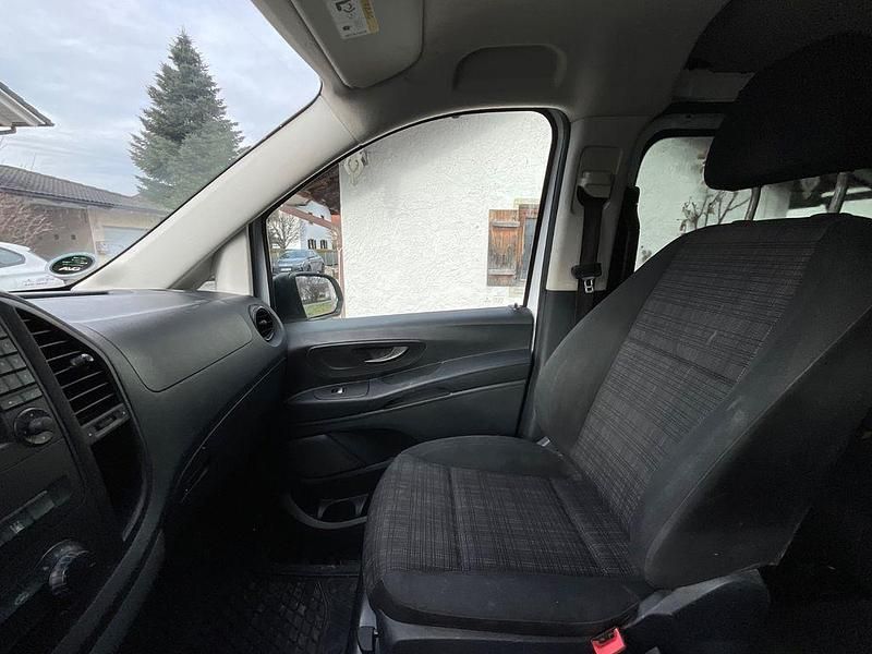 Gebraucht Mercedes Vito 163 PS (119 kW) 2017 Schwarz Van