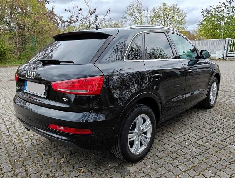 Gebraucht Audi Q3 Comfort 140 PS (102 kW) 2013 Phantomschwarz perleffekt SUV
