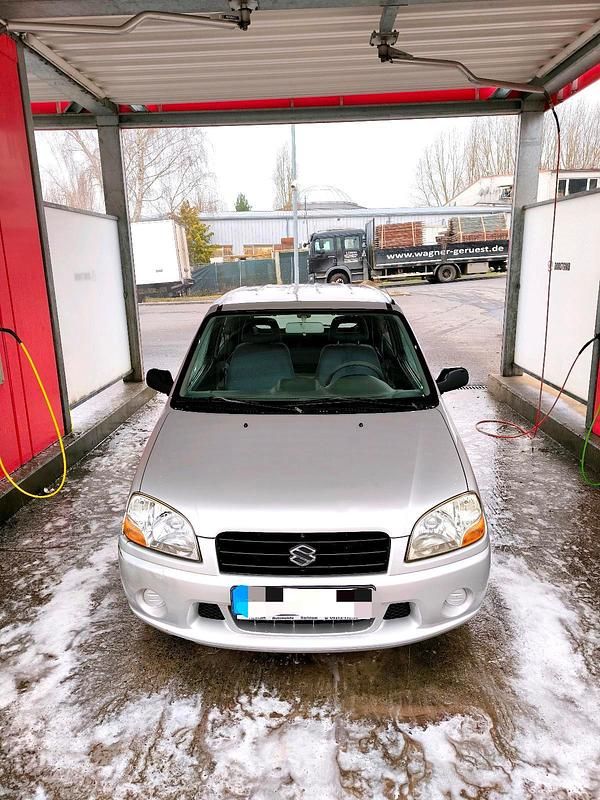 Silber Gebraucht 2003 Suzuki Ignis Kleinwagen | 749 € - Bild 1/4