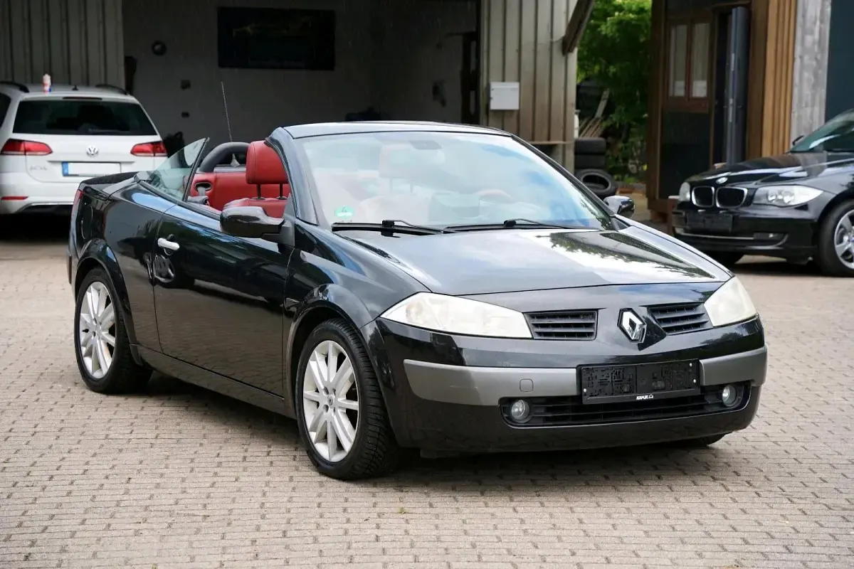 Gebraucht Renault Mégane Cabriolet Exception 135 PS (99 kW) 2004 Schwarz Cabrio