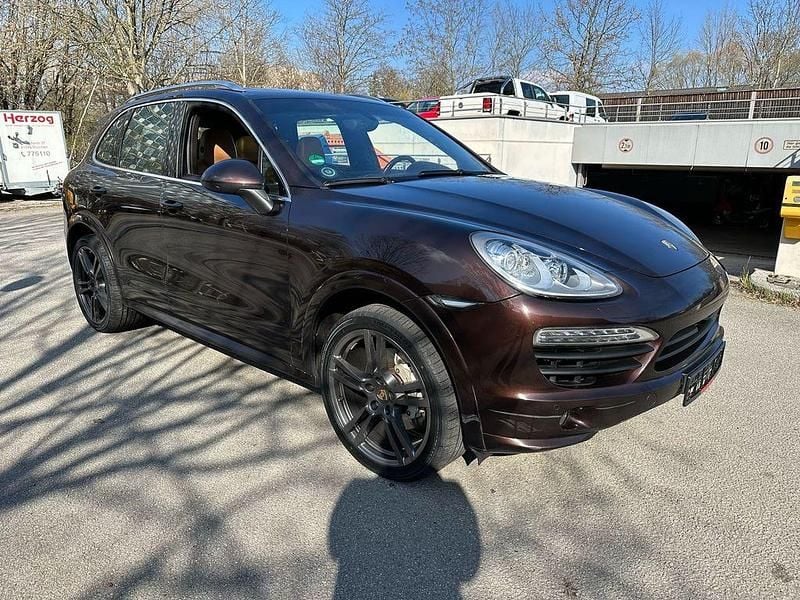 Violett Gebraucht 2014 Porsche Cayenne SUV | 17.900 € (Guter Preis) - Bild 1/4