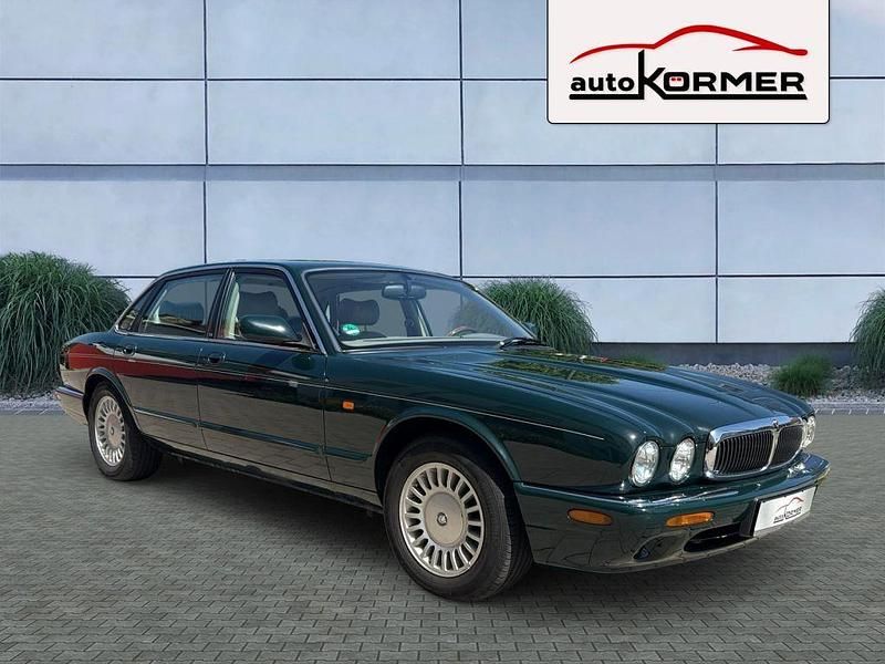 Grün Gebraucht 1999 Jaguar XJ Executive Limousine | 10.990 € (Teuer) - Bild 1/4