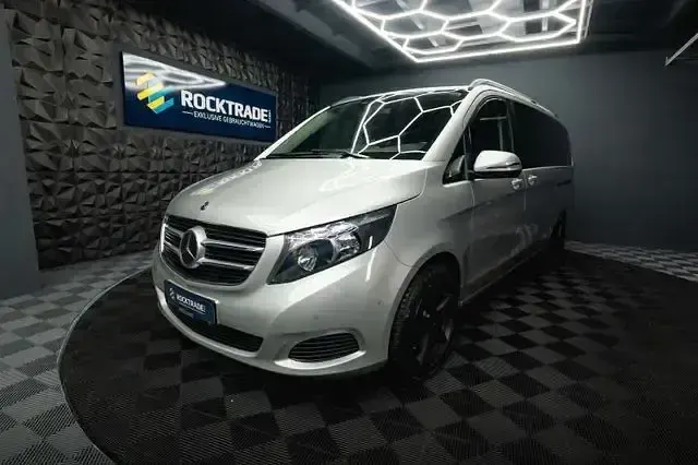 Gebraucht Mercedes V220 Edition 163 PS (119 kW) 2017 Andere Van / Kleinbus