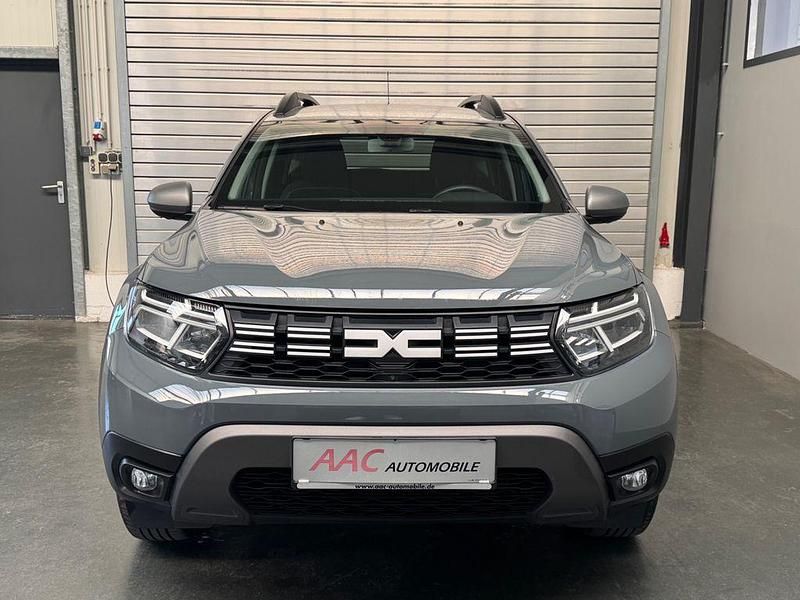 Gebraucht Dacia Duster Journey 150 PS (110 kW) 2023 Grau SUV