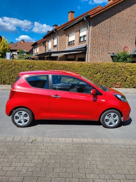 Rot Gebraucht 2013 Kia Picanto Attract Kleinwagen | 4.950 € (Guter Preis) - Bild 1/4