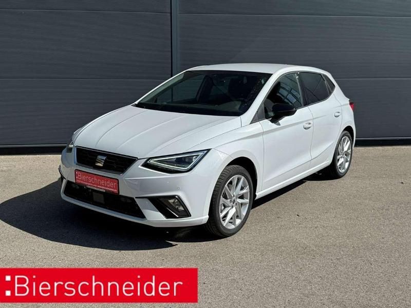 Weiss Gebraucht 2023 Seat Ibiza FR Limousine | 16.950 € (Guter Preis) - Bild 1/3