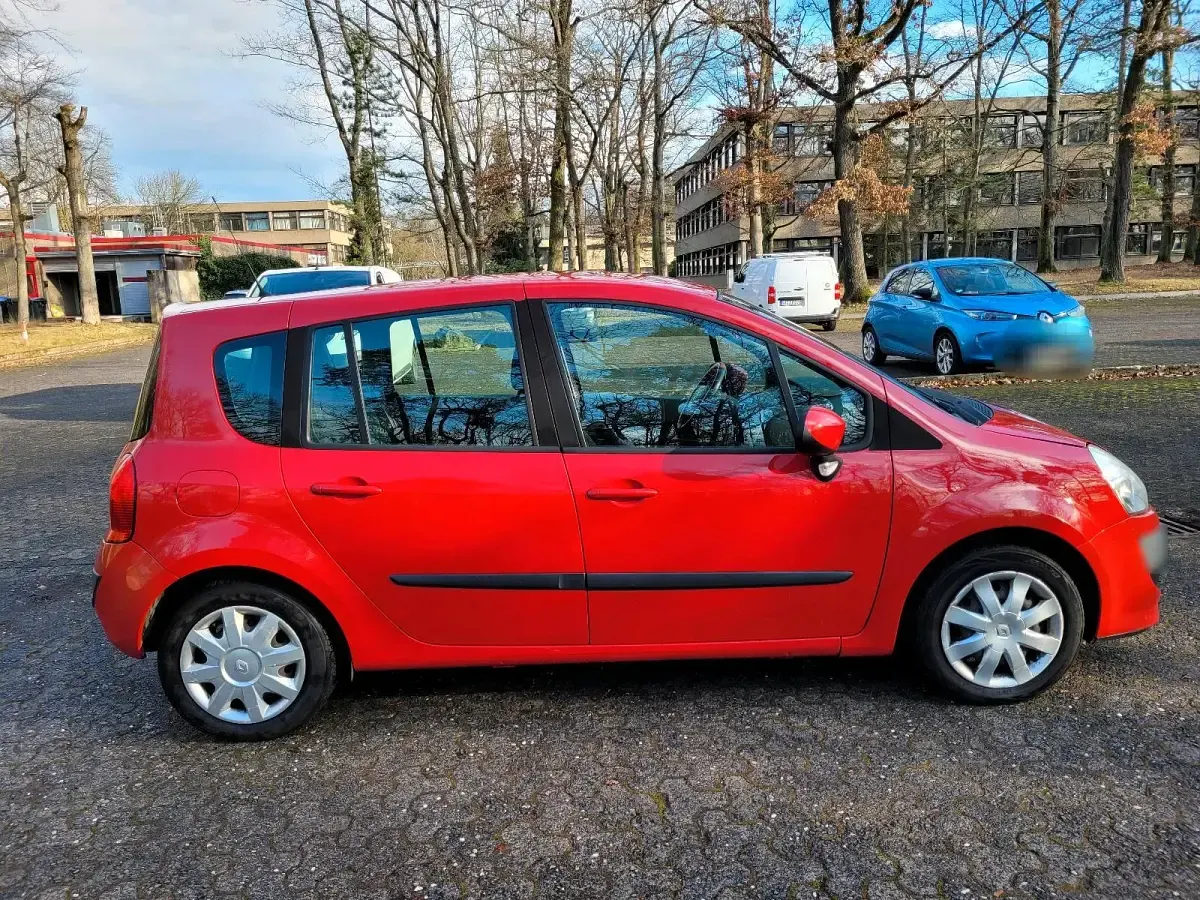 Occasion Renault Grand Modus 100 ch (73 kW) 2009 Rouge Monospace