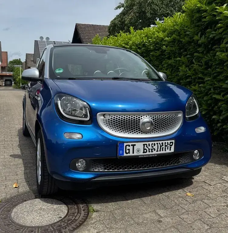 Gebraucht Smart ForFour Passion 90 PS (66 kW) 2015 Blau Kleinwagen