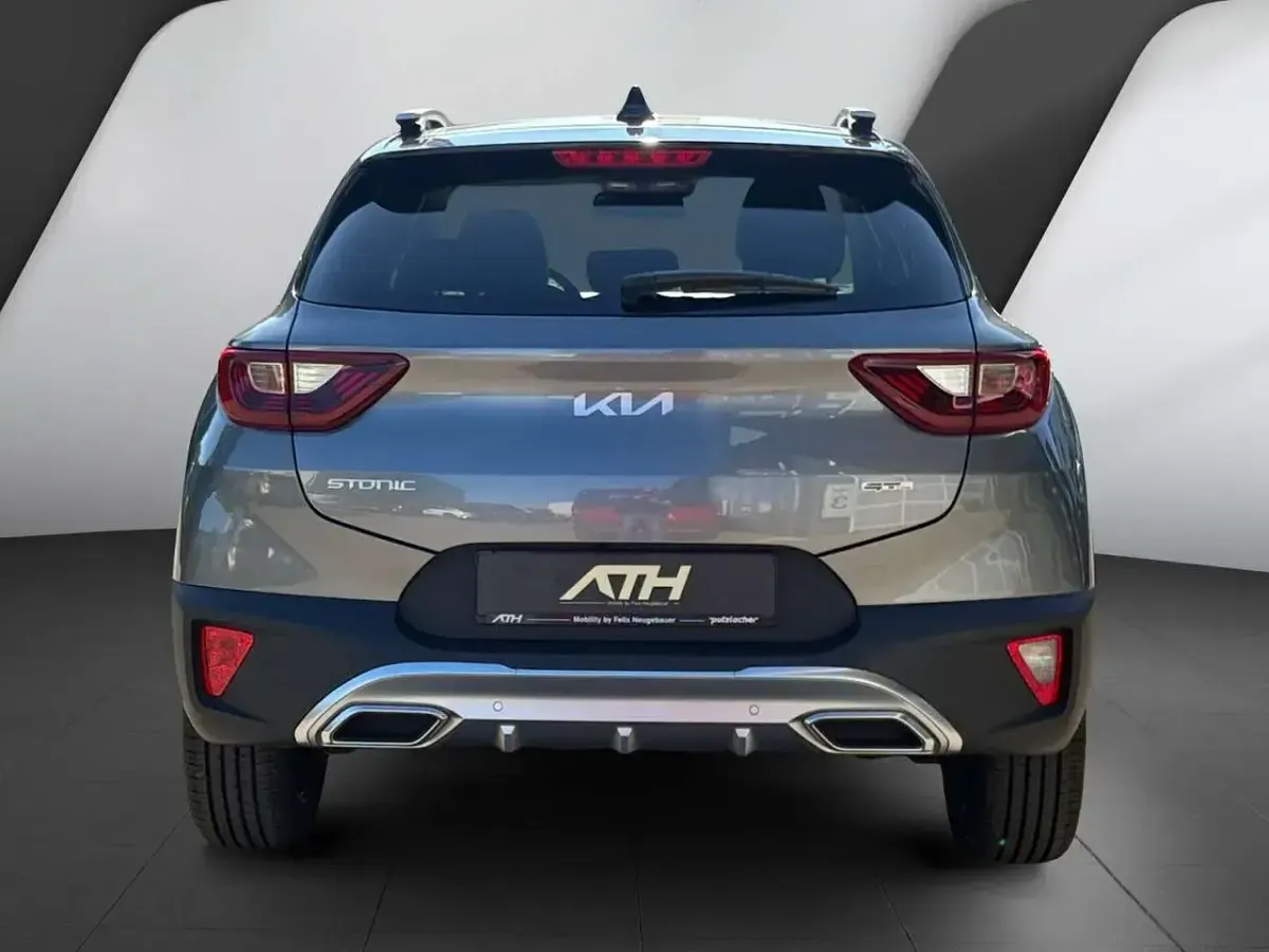 Neu Kia Stonic GT-Line 101 PS (74 kW) 2026 Grau SUV