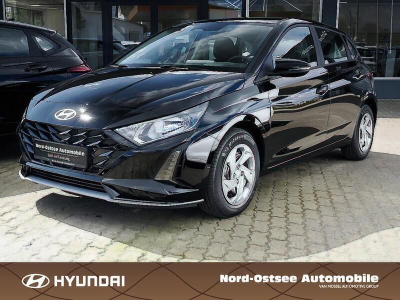Schwarz Gebraucht 2025 Hyundai i20 Select Kleinwagen | 18.990 € (Fairer Preis) - Bild 1/4